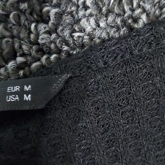 Shein Black Waffle Medium Short Sleeve - Picture 4 of 11